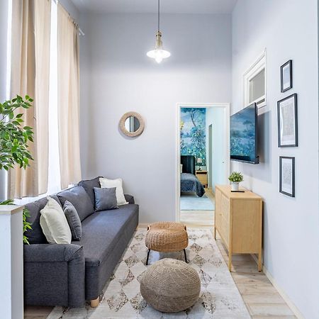 Hidden Gem With Terrace On The Andrassy Fashion Road Apartman Budapest Kültér fotó