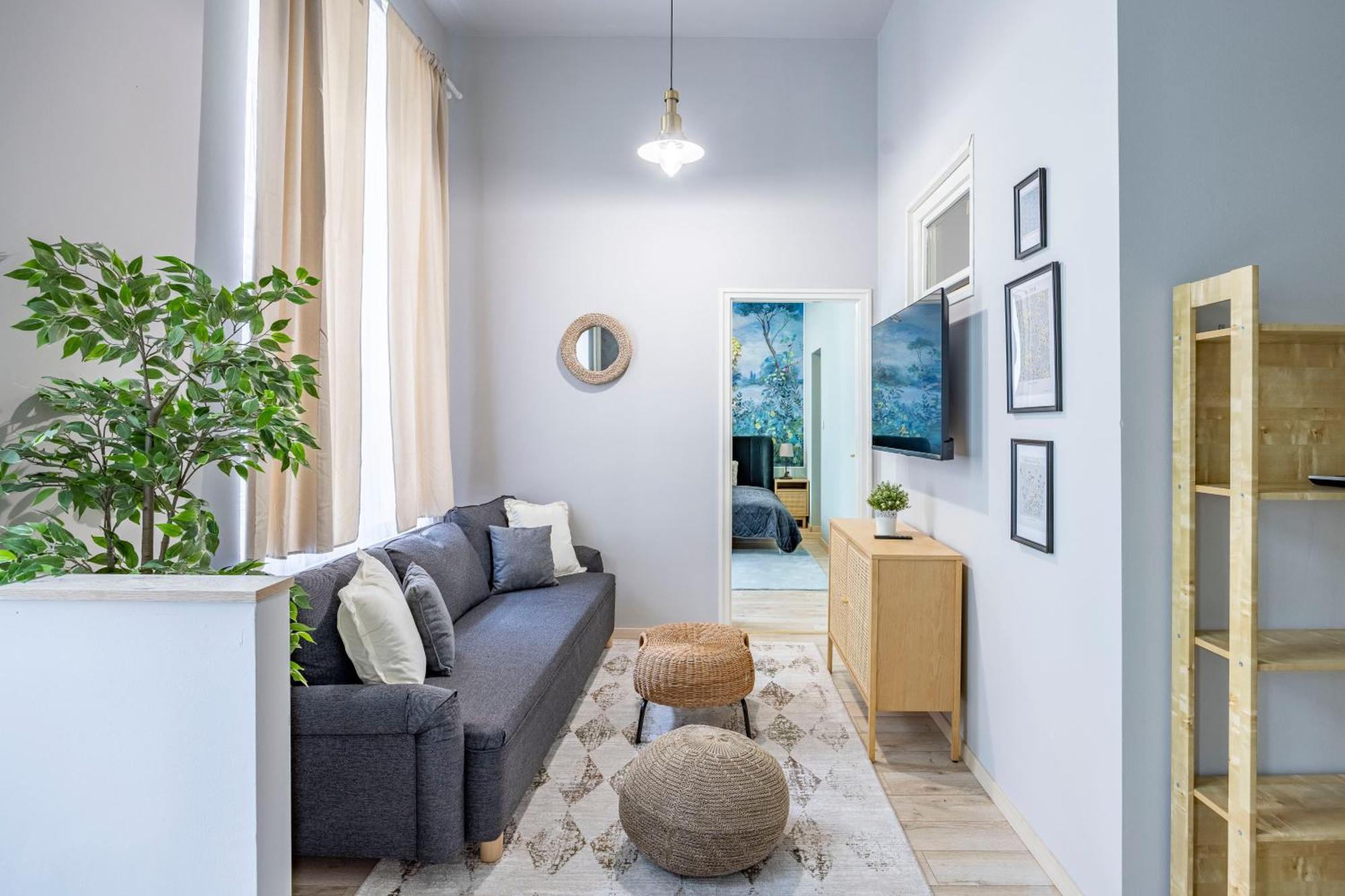 Hidden Gem With Terrace On The Andrassy Fashion Road Apartman Budapest Kültér fotó
